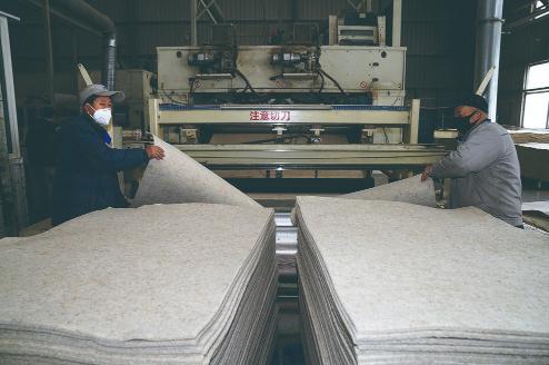 科創(chuàng)賦能高質(zhì)量發(fā)展 高性能纖維及復(fù)合材料制造澎湃新動(dòng)力